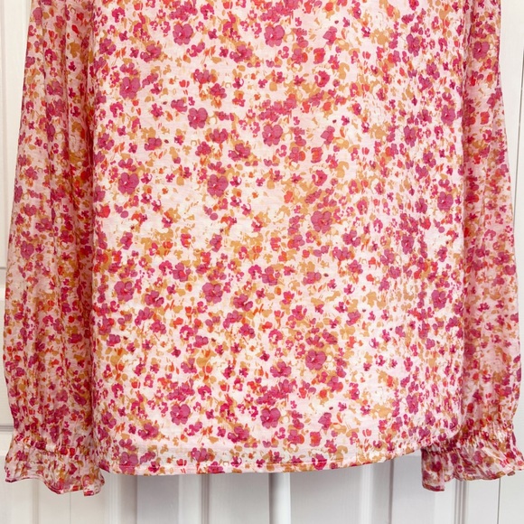 J. Crew Pink Floral Dainty Ruffle V-Neck Long Sleeve Blouse Medium - Picture 16 of 16